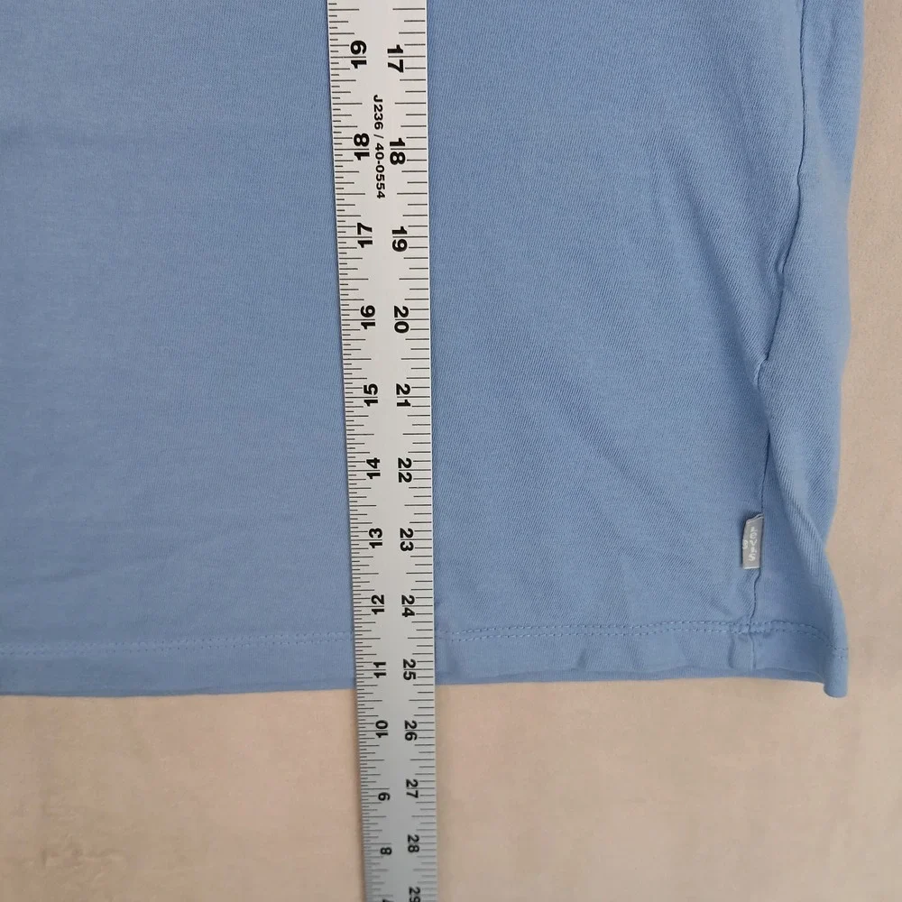Vintage Levis Silvertab Large Mens T Shirt 90s FLAWS 22x25 Cropped **Fits Medium